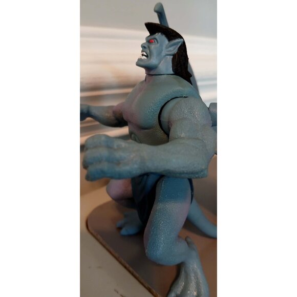DISNEY GARGOYLES BVTV GOLIATH ACTION FIGURE 1995 - Picture 4 of 7